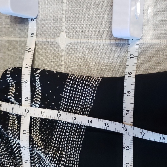 DAYMOR Couture Beaded Bodice Gown, Size 8 - Picture 12 of 17